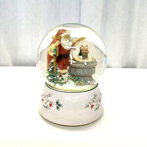 Pfaltzgraff Winterberry Santa Musical Snow Globe Play I'll Be Home For Christmas